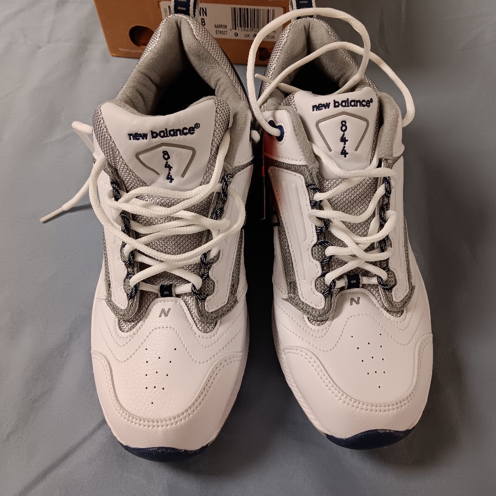 New Balace walking shoes